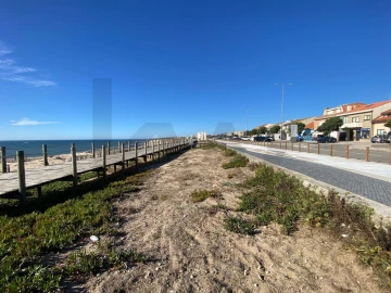 Moradia T4 para Arrendamento em Perafita, Lavra e Santa Cruz do Bispo