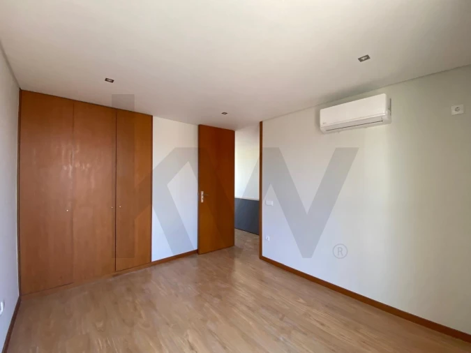 Moradia T4 para Arrendamento em Perafita, Lavra e Santa Cruz do Bispo Foto 20