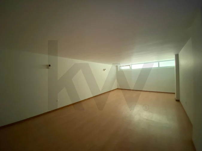 Moradia T4 para Arrendamento em Perafita, Lavra e Santa Cruz do Bispo Foto 25