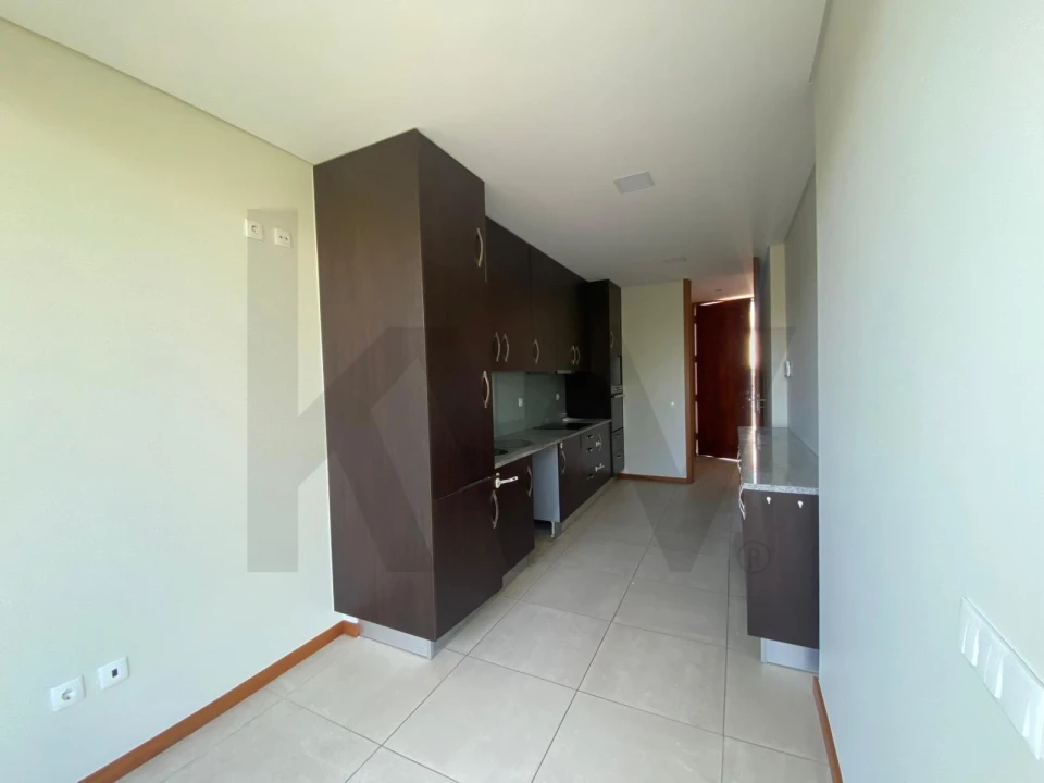 Moradia T4 para Arrendamento em Perafita, Lavra e Santa Cruz do Bispo Foto 5