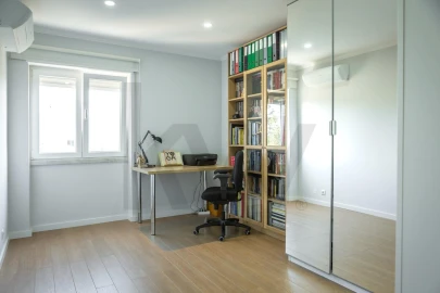 Apartamento T2 para Arrendamento em Almada, Cova da Piedade, Pragal e Cacilhas