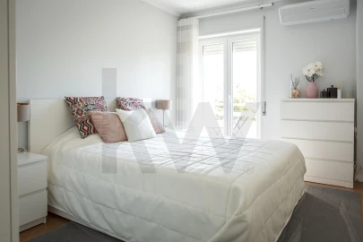 Apartamento T2 para Arrendamento em Almada, Cova da Piedade, Pragal e Cacilhas