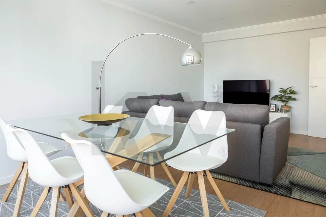 Apartamento T2 para Arrendamento em Almada, Cova da Piedade, Pragal e Cacilhas Foto 1