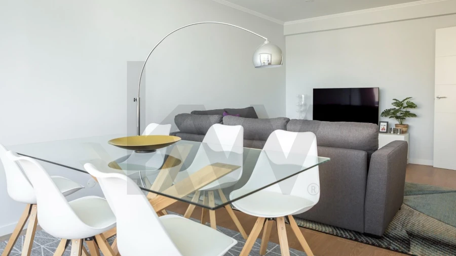 Apartamento T2 para Arrendamento em Almada, Cova da Piedade, Pragal e Cacilhas