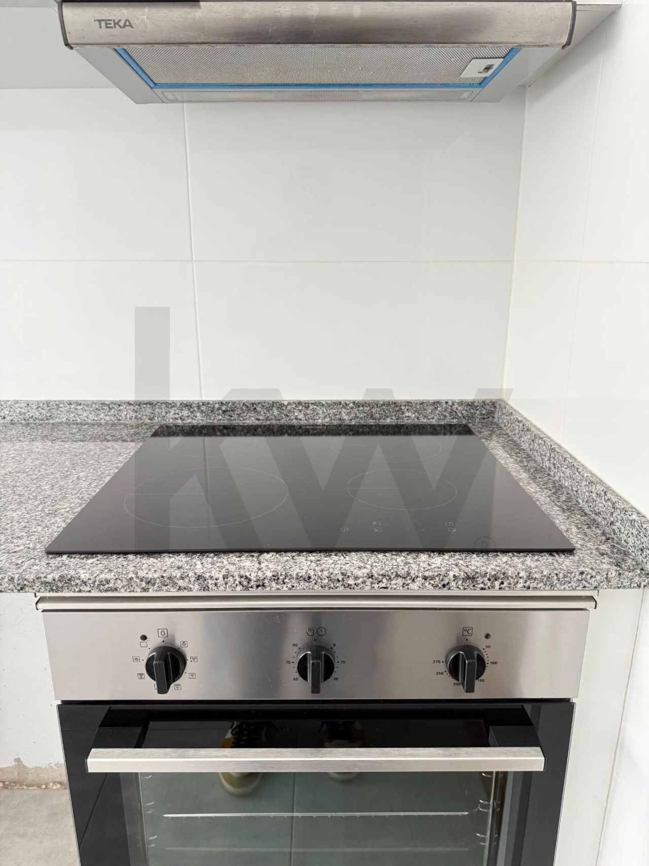Apartamento T1 para Arrendamento em Campo de Ourique Foto 12