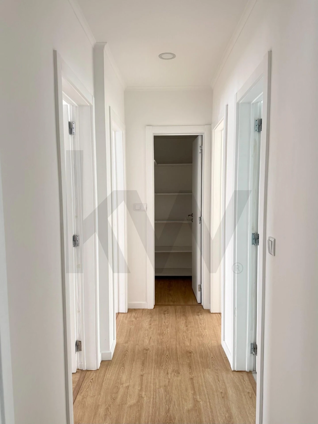Apartamento T1 para Arrendamento em Campo de Ourique Foto 1