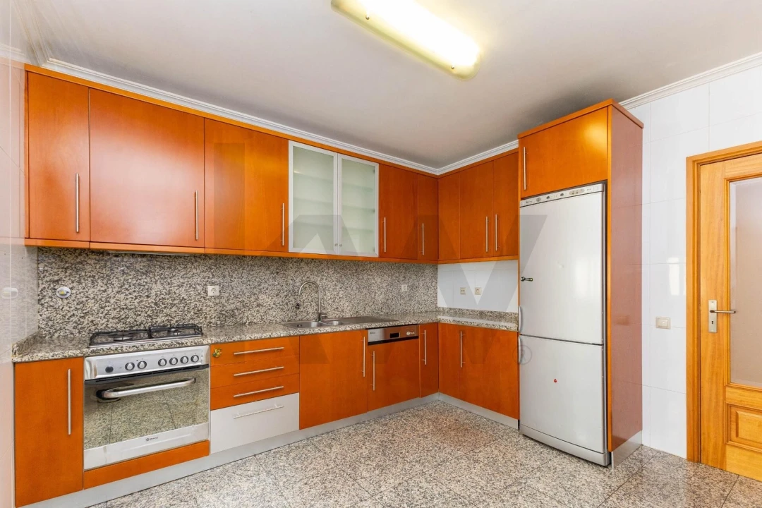 Apartamento T3 para Venda em Aguas Santas Foto 11