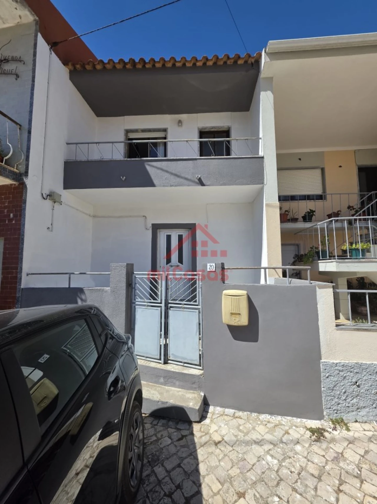 Moradia T2 para Venda em Vila Verde dos Francos Foto 2