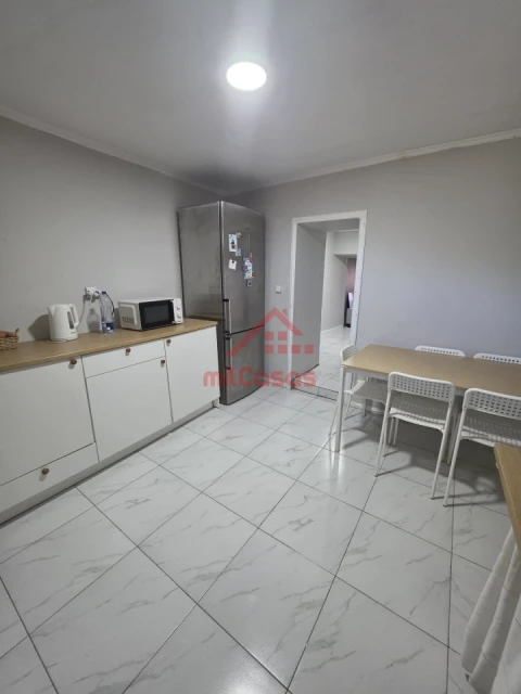 Moradia T2 para Venda em Vila Verde dos Francos