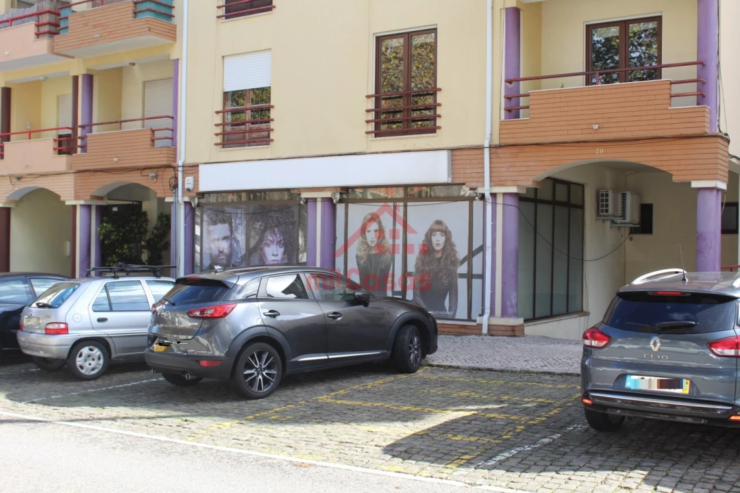 Garagem para Arrendamento em Santa Maria, São Pedro e Matacães Foto 22