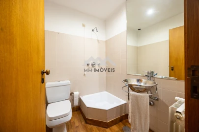 Apartamento T3 para Venda em Aldoar, Foz do Douro e Nevogilde