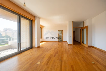 Apartamento T3 para Venda em Aldoar, Foz do Douro e Nevogilde