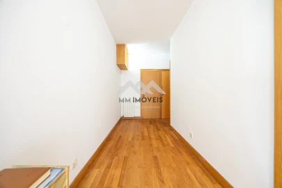 Apartamento T3 para Venda em Aldoar, Foz do Douro e Nevogilde