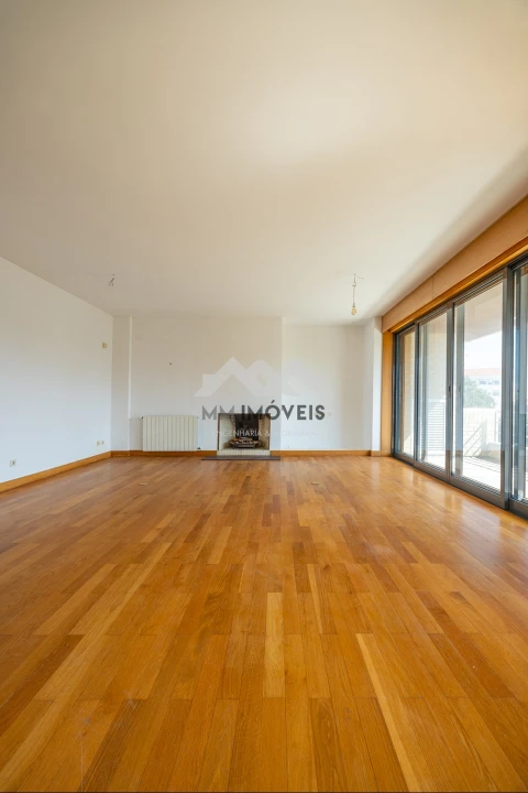 Apartamento T3 para Venda em Aldoar, Foz do Douro e Nevogilde