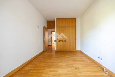 Apartamento T3 para Venda em Aldoar, Foz do Douro e Nevogilde