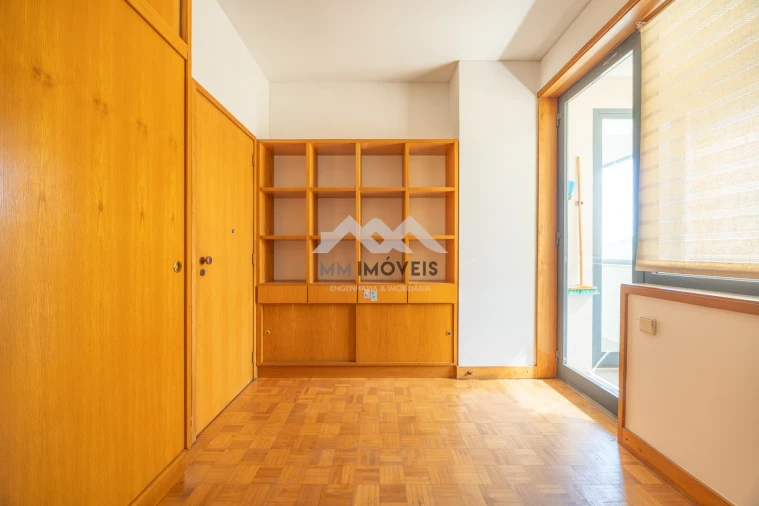 Apartamento T3 para Venda em Aldoar, Foz do Douro e Nevogilde Foto 17