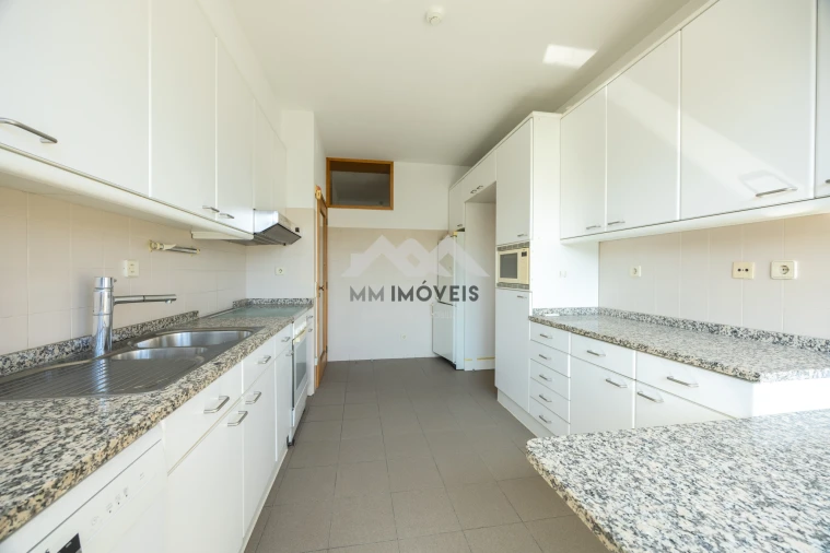 Apartamento T3 para Venda em Aldoar, Foz do Douro e Nevogilde Foto 15