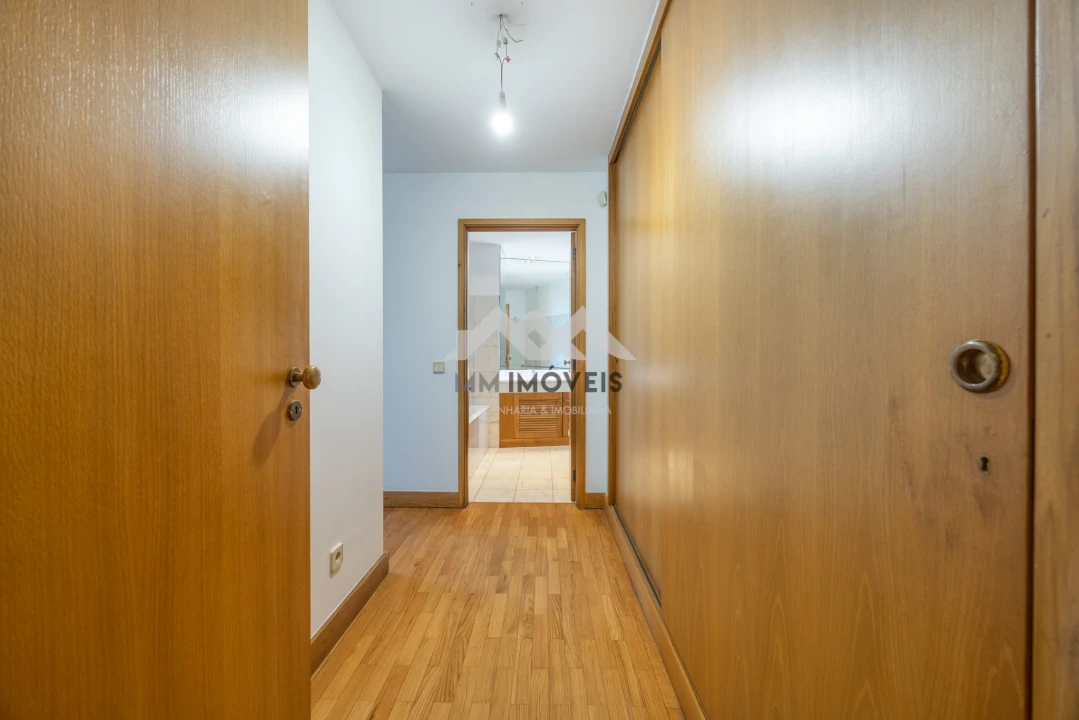 Apartamento T3 para Venda em Aldoar, Foz do Douro e Nevogilde Foto 22