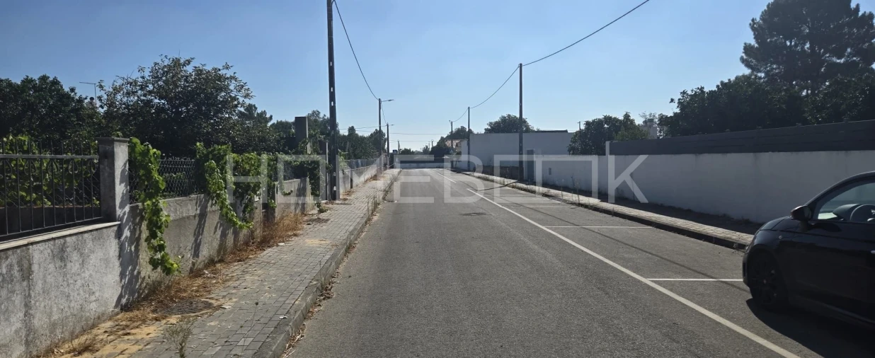 Terreno para Venda em Quinta do Anjo Foto 11