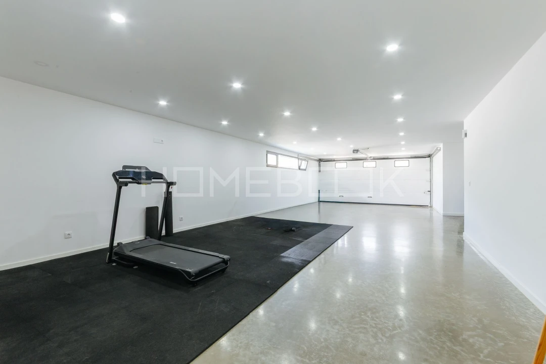 Moradia T5 para Venda em Agualva e Mira-Sintra Foto 55