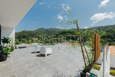 Moradia T5 para Venda em Agualva e Mira-Sintra