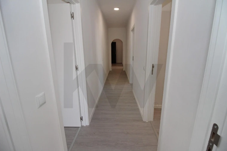 Apartamento T2 para Venda em Albufeira e Olhos de Água Foto 8
