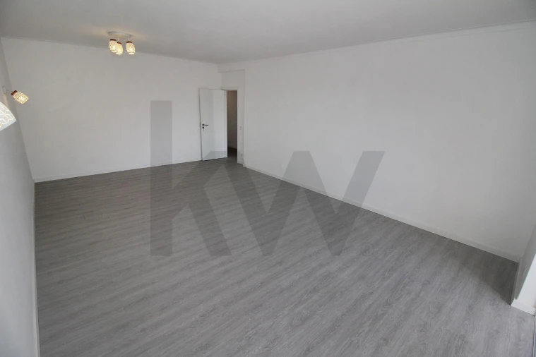 Apartamento T2 para Venda em Albufeira e Olhos de Água Foto 4