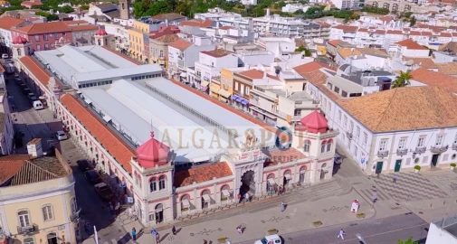 Moradia T8 para Venda em Loule (São Clemente)