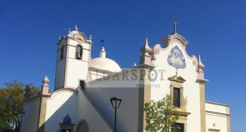 Moradia T8 para Venda em Loule (São Clemente)