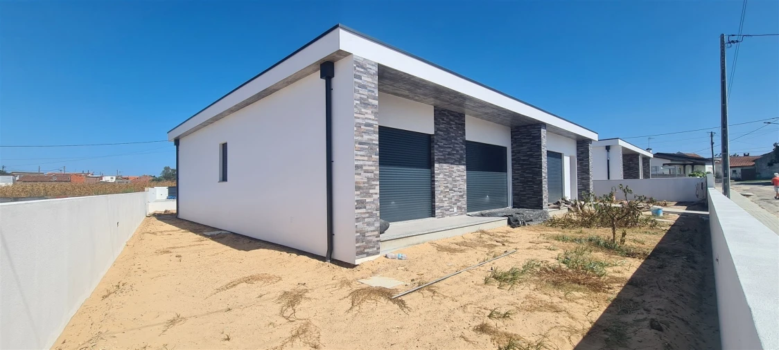 Moradia T3 para Venda em Souto da Carpalhosa e Ortigosa Foto 3