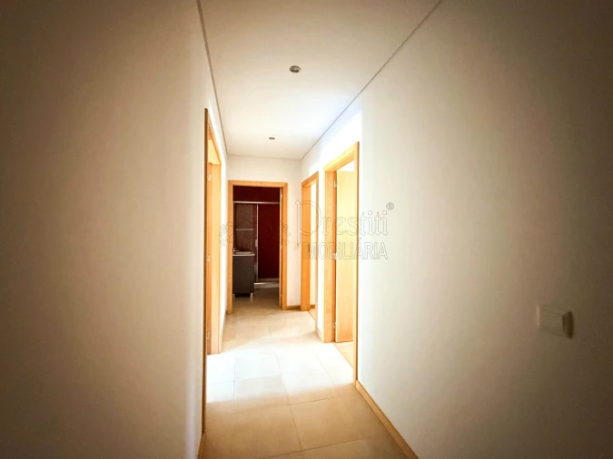 Apartamento T3 para Arrendamento em Arões (São Romão) Foto 5