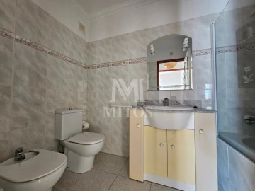 Apartamento T1 para Arrendamento em Darque