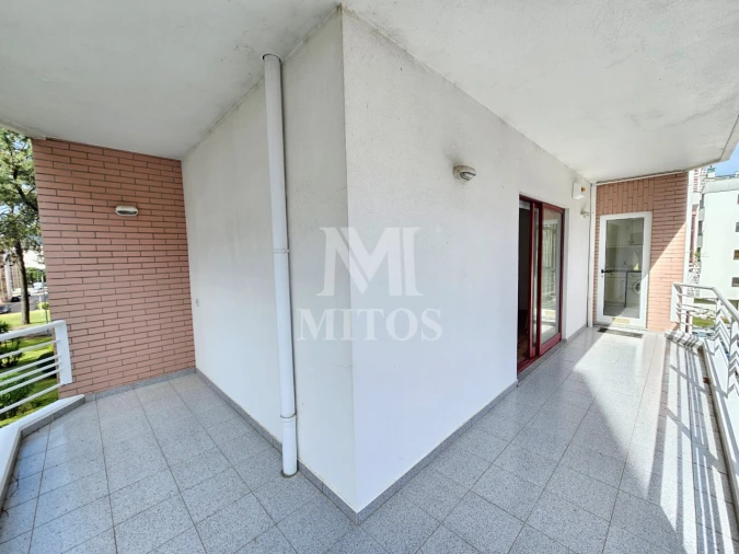 Apartamento T1 para Arrendamento em Darque Foto 10
