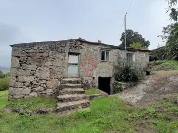 Moradia T2 para Venda em Chaviães e Paços