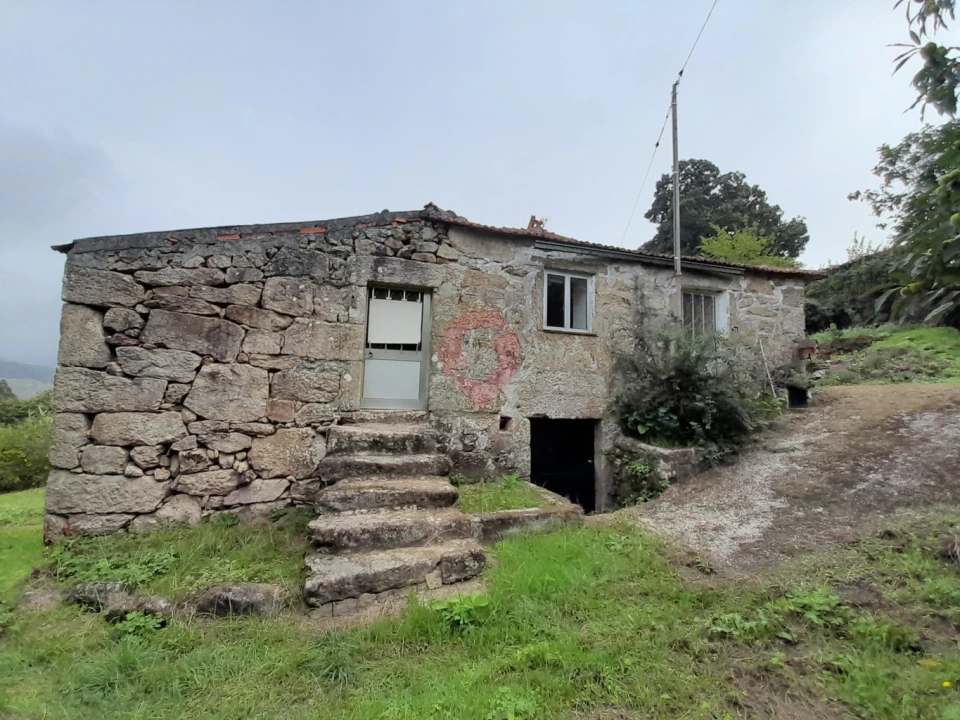 Moradia T2 para Venda em Chaviães e Paços Foto 2