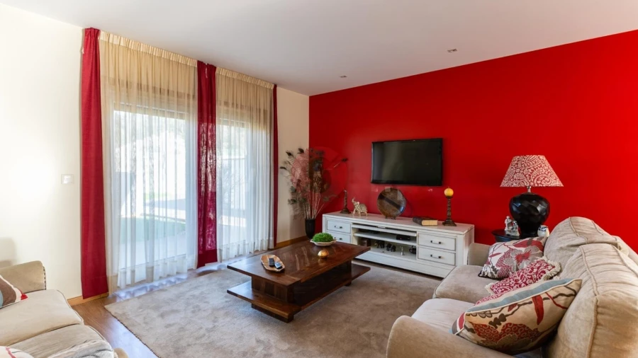 Moradia T4 para Venda em Mazedo e Cortes