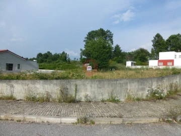 Terreno para Venda em Mazedo e Cortes