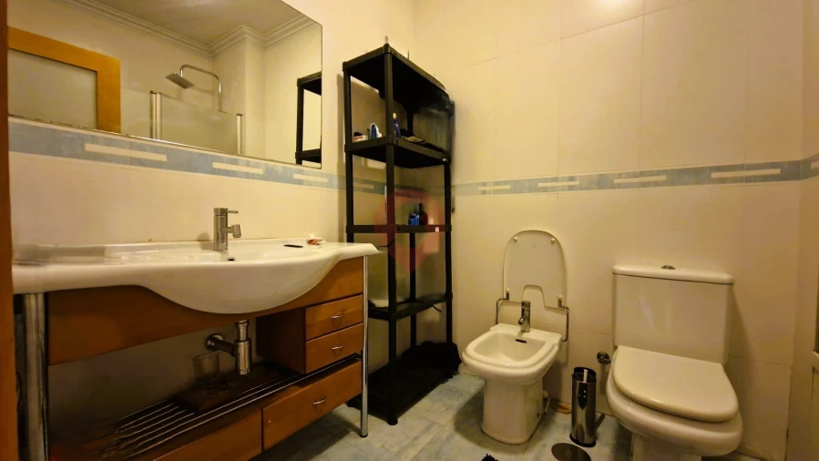 Apartamento T4 para Venda em Mazedo e Cortes Foto 16