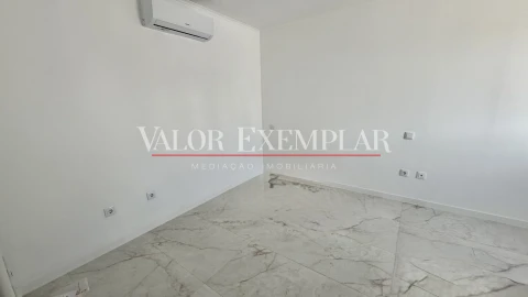 Moradia T1 para Venda em Couço