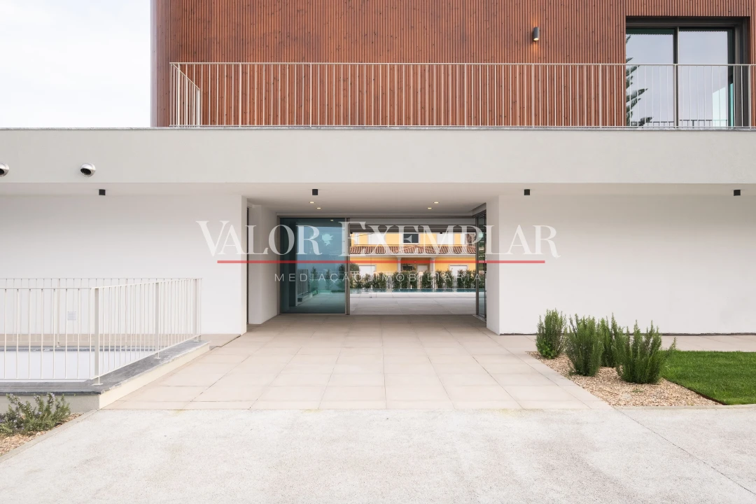 Moradia T5 para Venda em Corroios Foto 18