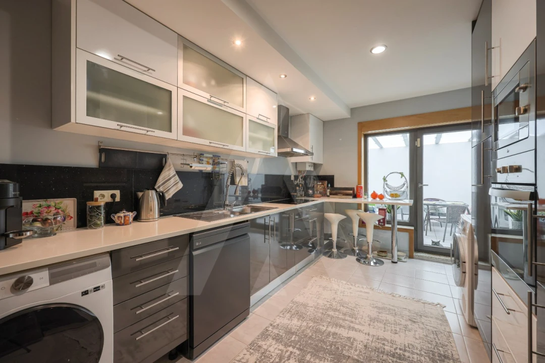 Apartamento T2 para Venda em Aradas Foto 3