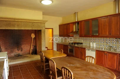 Moradia T10 para Venda em Geraz do Lima (Santa Maria, Santa Leocádia, Moreira), Deão