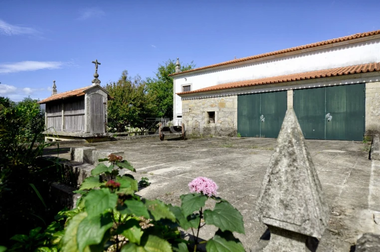 Moradia T10 para Venda em Geraz do Lima (Santa Maria, Santa Leocádia, Moreira), Deão Foto 11