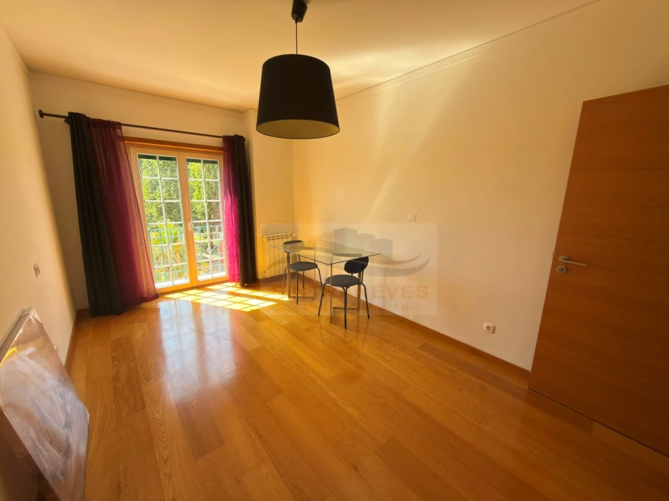 Apartamento T2 para Venda em Águas Livres Foto 34