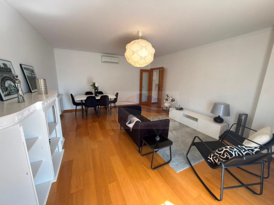 Apartamento T2 para Venda em Águas Livres Foto 12