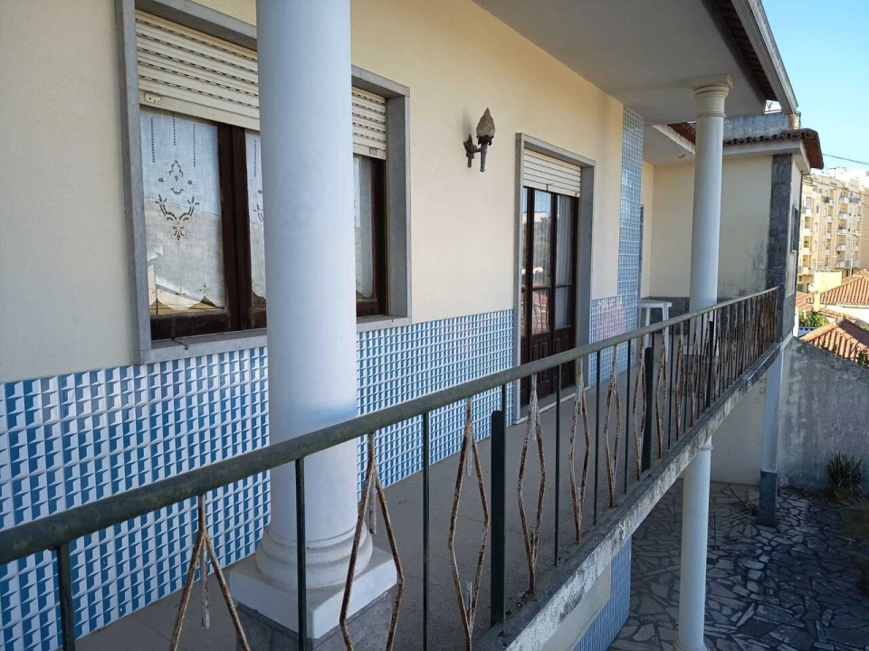Moradia T9 para Venda em Marvila, Ribeira Santarém, São Salvador, São Nicolau Foto 16