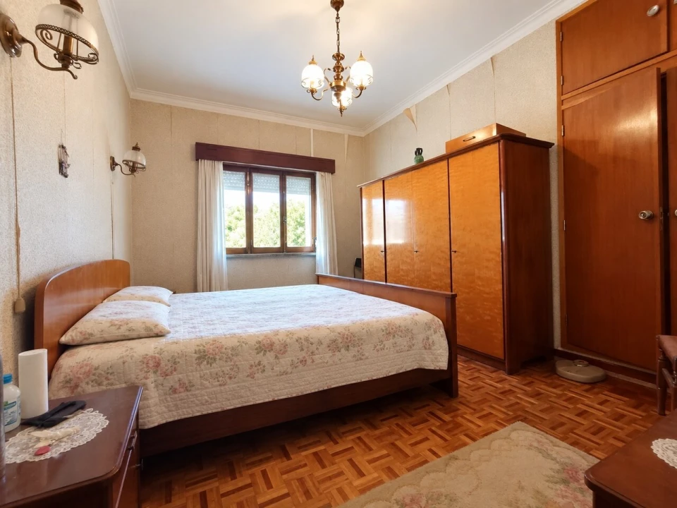 Moradia T9 para Venda em Marvila, Ribeira Santarém, São Salvador, São Nicolau Foto 12