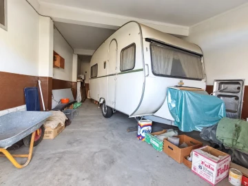Moradia T9 para Venda em Marvila, Ribeira Santarém, São Salvador, São Nicolau