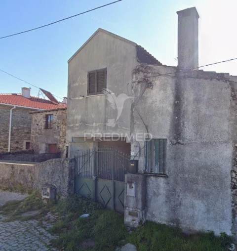 Moradia T3 para Venda em Rebordainhos e Pombares