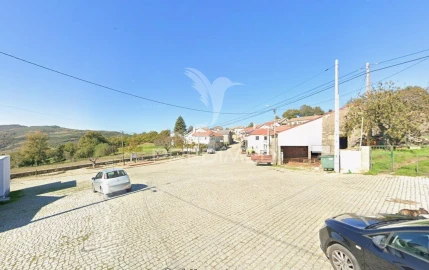 Moradia T3 para Venda em Rebordainhos e Pombares
